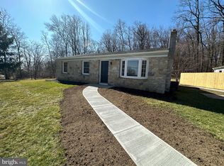 554 Twin County Rd, Honey Brook, PA 19344