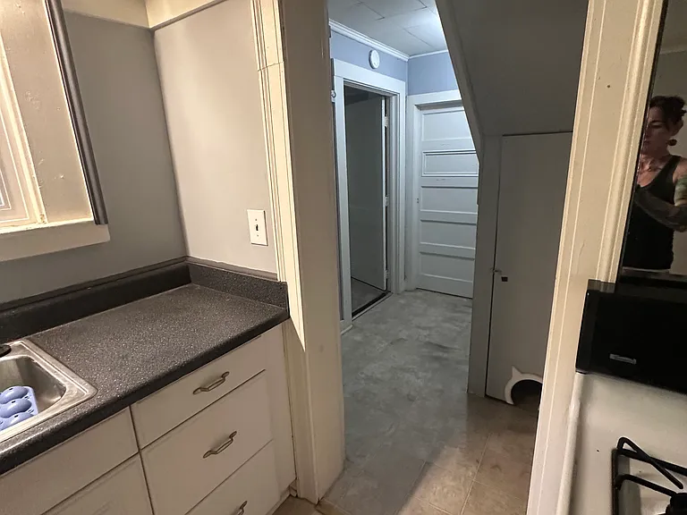 212 Barclay Rd #A — Photo 9