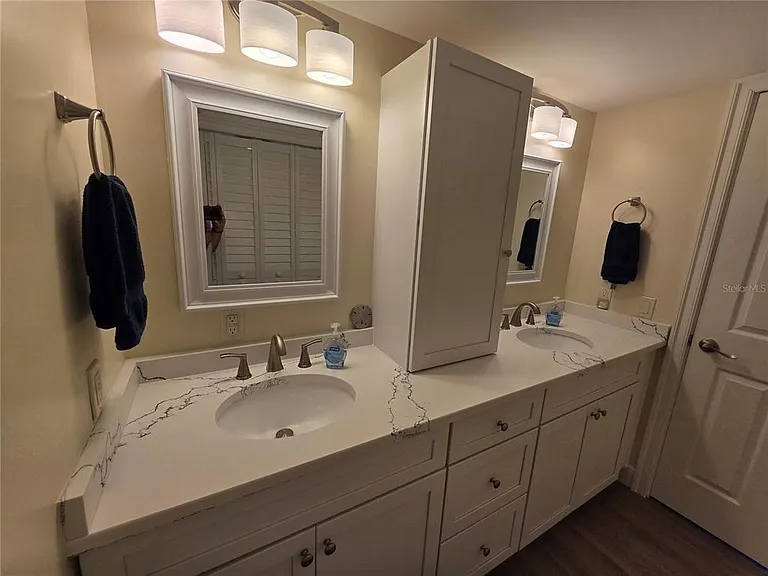 5200 Brittany Dr S #1510 — Photo 17