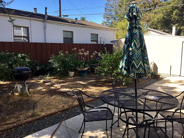 2100 Castro St #1 — Photo 7