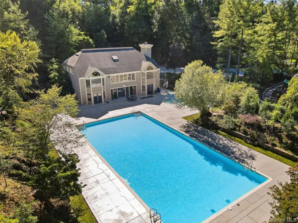 169 Boulder Ridge Road, Scarsdale, NY 10583