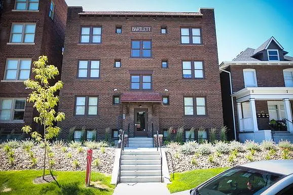 Flats on Howard — Photo 47