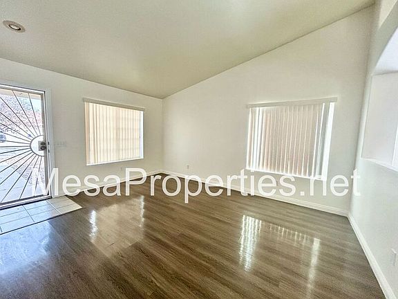 4th image of 12323 Honeybear Ln