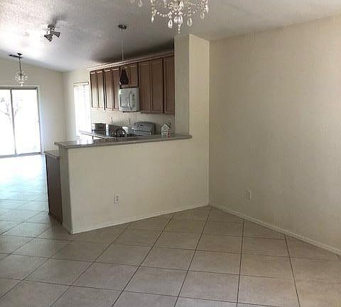 5th image of 8129 E Sundew Dr