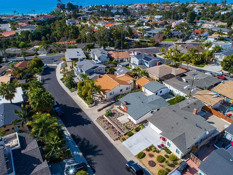 174 W Avenida Cornelio — Photo 29