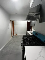 Rented by King Zone Realty Inc