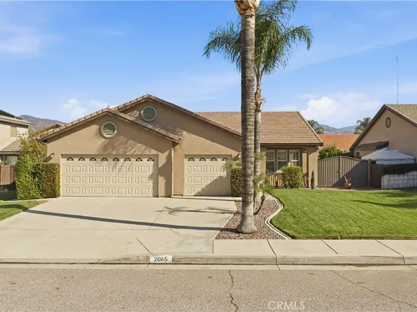 2065 Bergerac Ln, San Jacinto, CA 92583