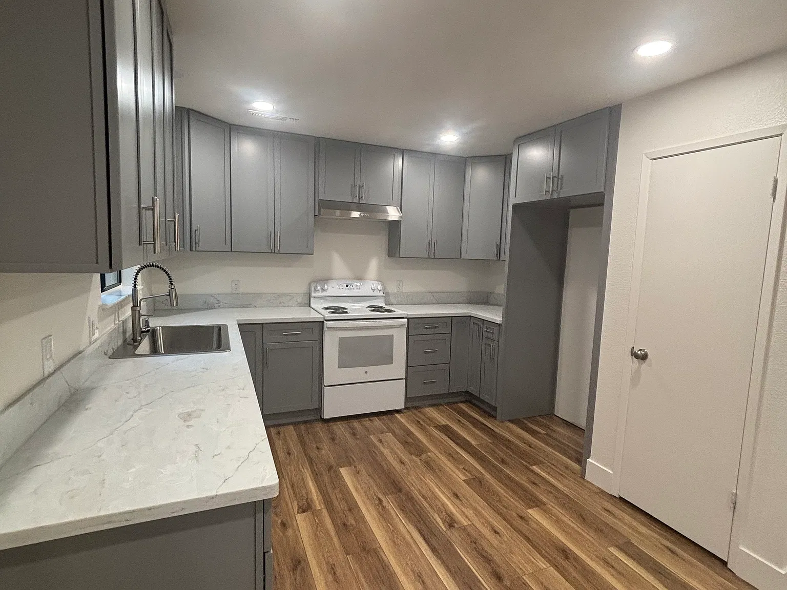 2 bed, $1,850 — Photo 3