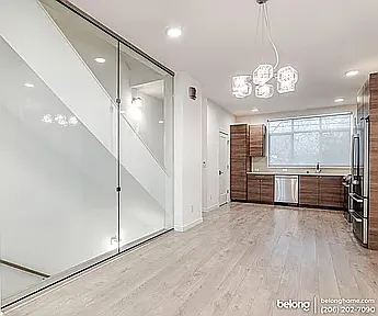 3 bed, 2.5 bath, 1550 sqft, $5,135 — Photo 4