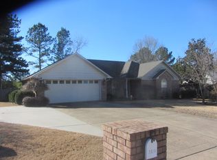1409 Foxwood Dr, Jacksonville, AR 72076