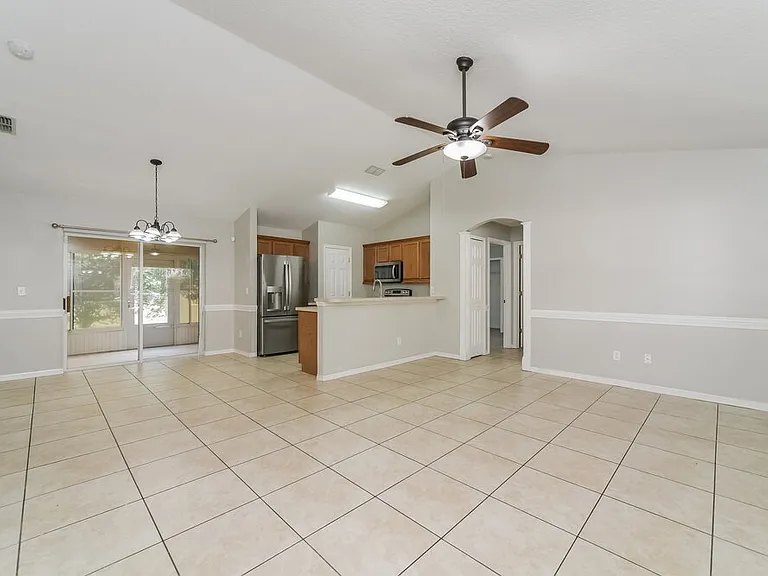 926 Willow Run St — Photo 5