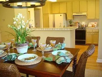 10 Laurel Dr photo 1