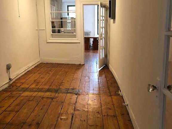 2nd image of 286 E 10th St #3E