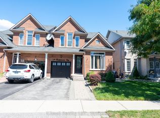 19 Fountainview Way, Brampton, ON L6S 6K4