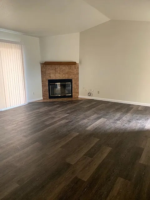 2 bed, $2,200 — Photo 2