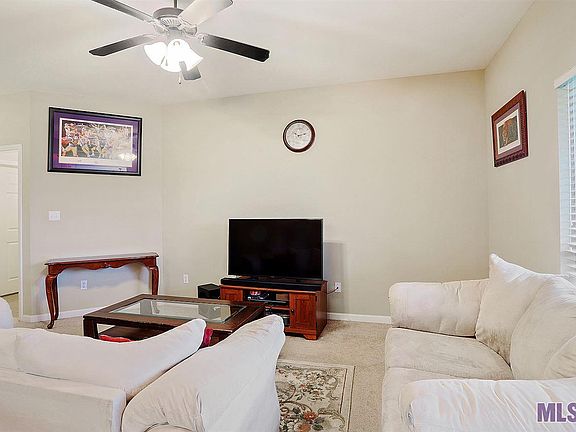 3rd image of 42388 Palmstone Ave