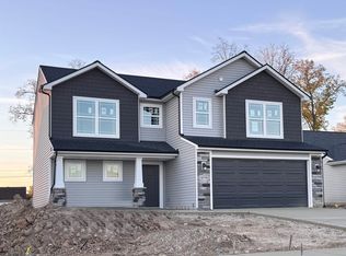 10390 Silver Rock Chase, New Haven, IN 46774