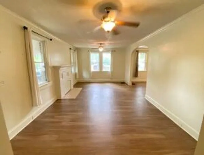 19 Hollywood Ct — Photo 3