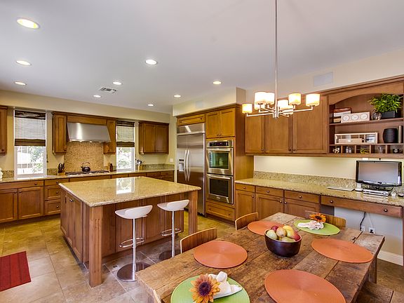 4th image of 8289 Austin Hill Ct