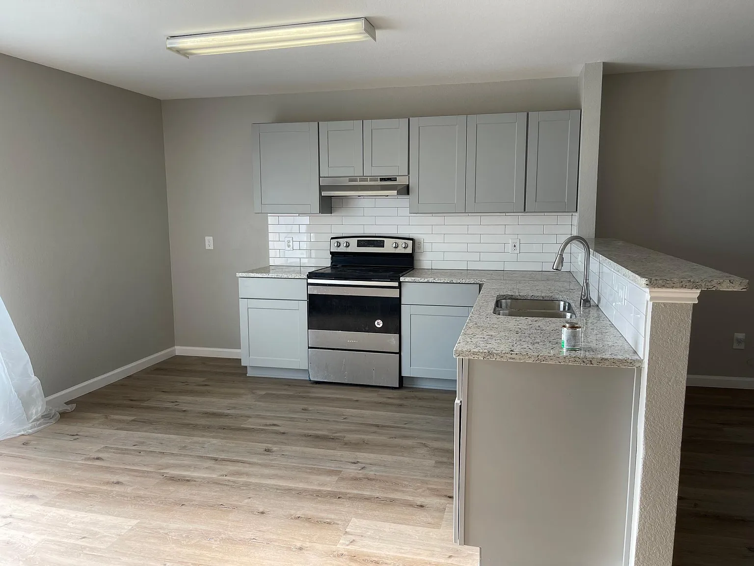 9621 Polk Avenue — Photo 3