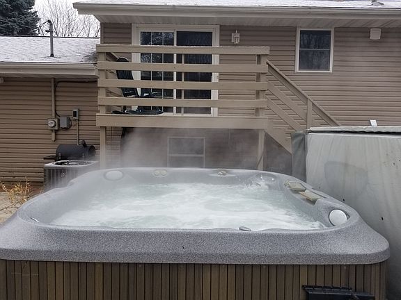 4th image of 18162 Yancy St NE