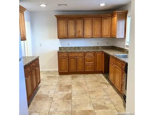 (Undisclosed Address) Photo 1