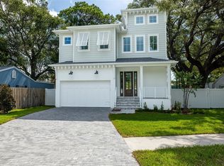 3606 E Royal Palm Cir, Tampa, FL 33629