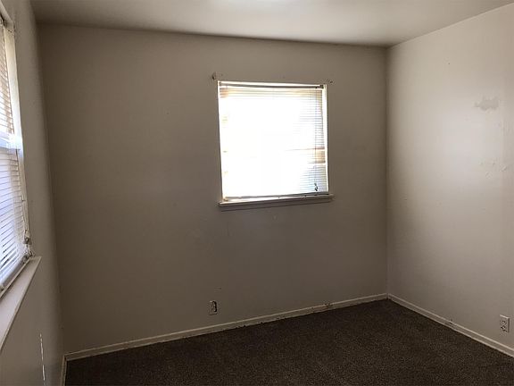 4th image of 1510 Parkdale Dr