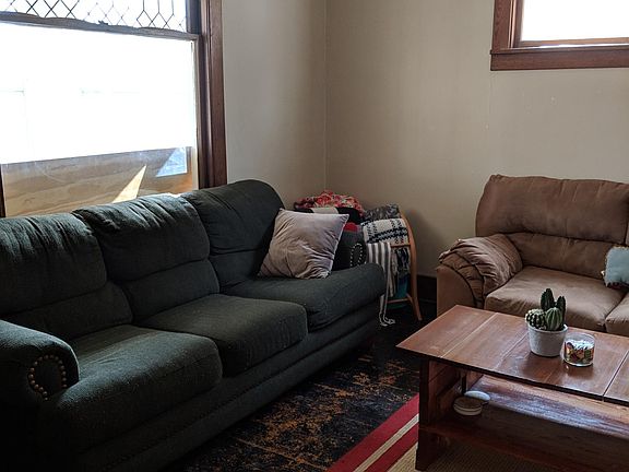 3rd image of 4904 Underwood Ave