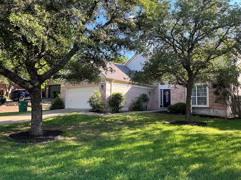1st image of 954 Riverstone Dr