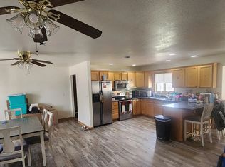 2-578 S Eleven Mile Rd #3, Midland, MI 48640