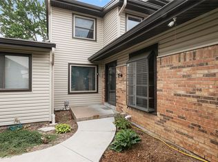 1722 Heather Dale Dr, Saint Louis, MO 63146