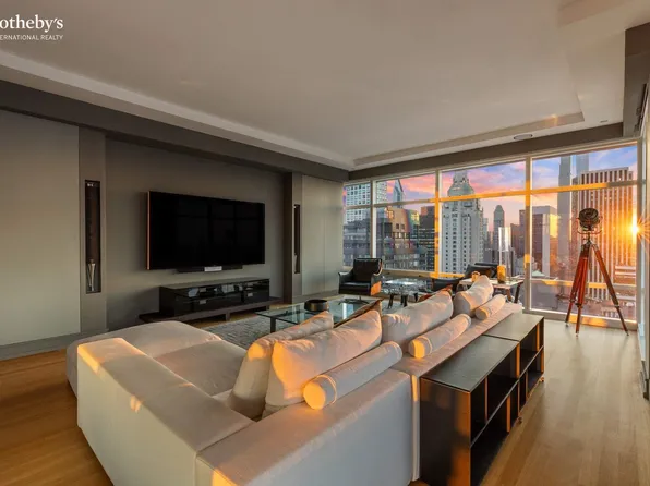 151 East 58th Street 35A image 17 of 17