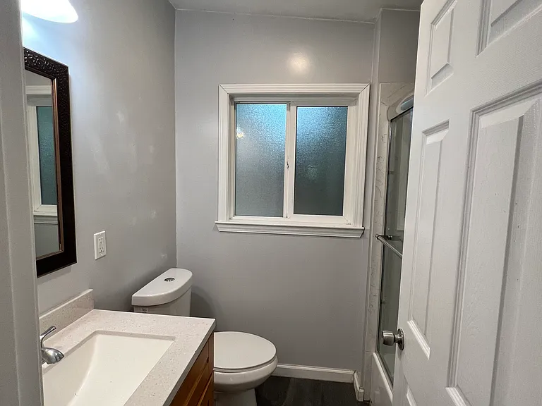 2217 Lincoln St — Photo 6