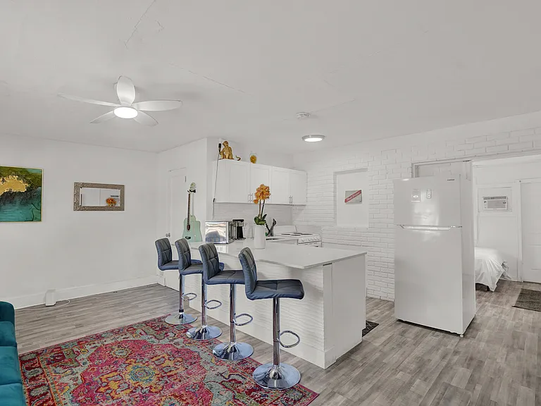 7871 Terrace Rd #B — Photo 4