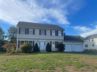 14 Bancroft Ln, South Windsor, CT 06074