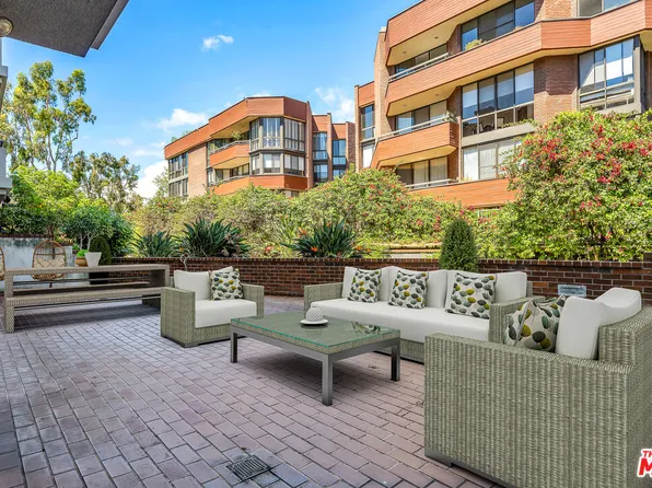 200 N Swall Dr Unit 313, Beverly Hills, CA 90211