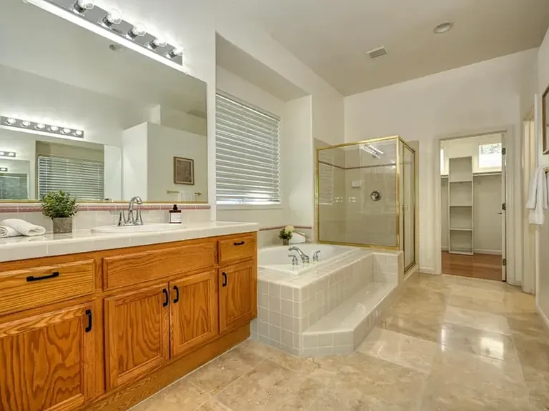 1665 Halifax Way — Photo 34