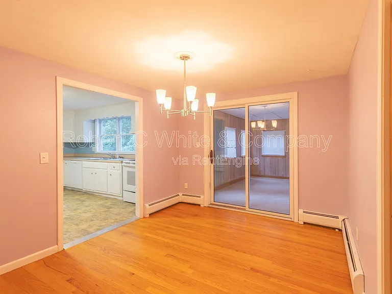 427 Graham Rd — Photo 11