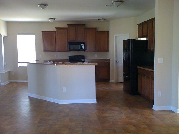 1st image of 478 Highgrove Dr