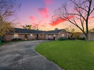 10067 Timberwood Dr, Houston, TX 77080