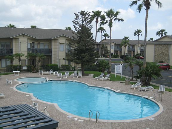 4th image of 77 Santa Isabel Blvd APT C2