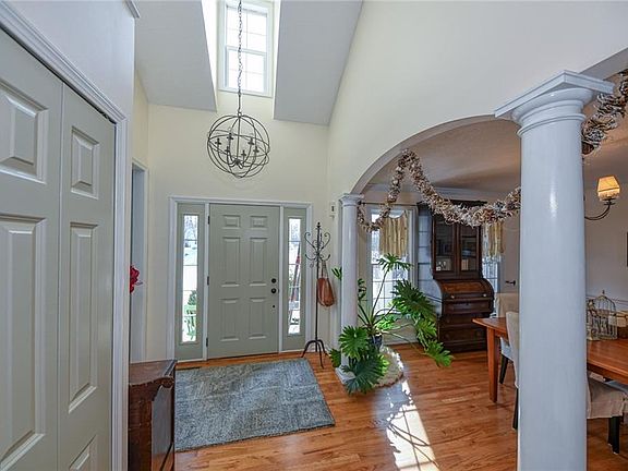 2nd image of 205 Chadwick Dr
