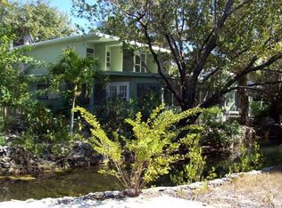 17225 Kingfish Ln E, Summerland Key, FL 33042
