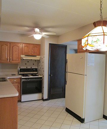 4th image of 10311 S Austin Ave #2