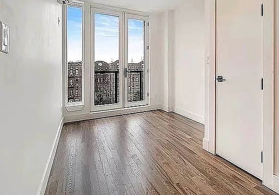 1st image of 171 Linden Blvd #8CC