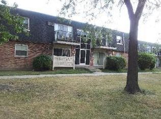 9994 S 84th Ter APT 311, Palos Hills, IL 60465