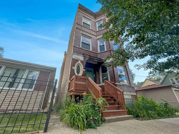 2944 N Sacramento Ave, Chicago, IL 60618
