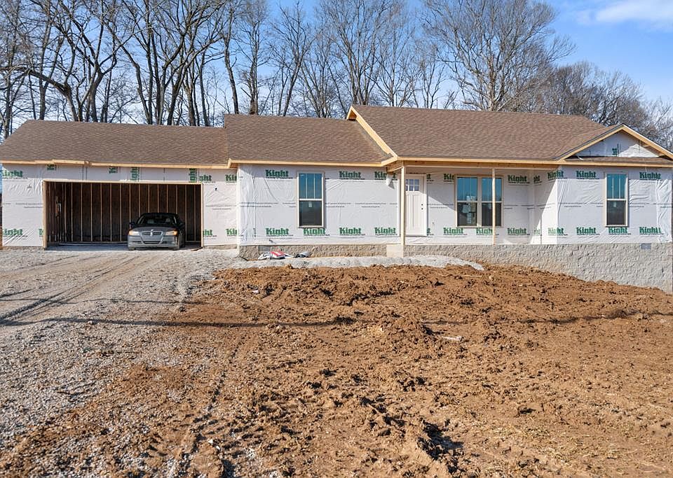 1st image of 601 Anne Claire Ln