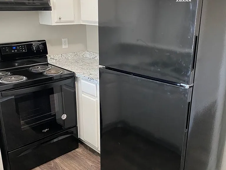 94 Cedarcrest Dr — Photo 12